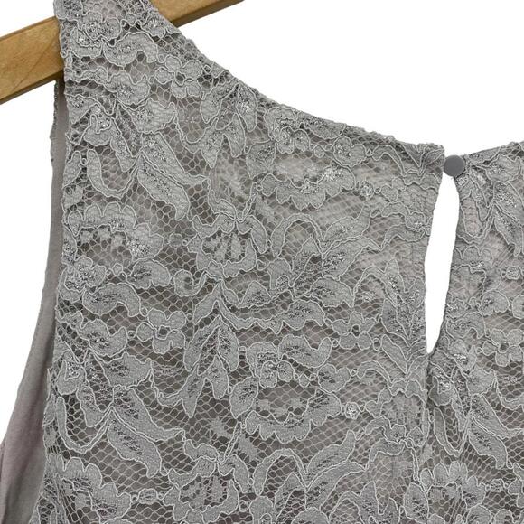 LOFT Women's Blouse Size Small Scoop Neck Top Gray Lace Metallic Sleeveless - Picture 2 of 6